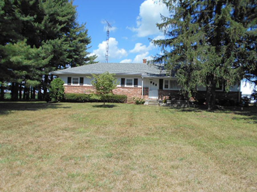 REAL ESTATE AUCTION, Charming Ranch Style Home on 5.41 Tranquil Acres!